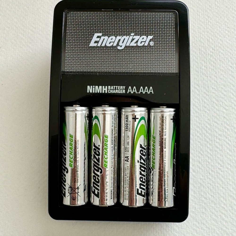 Energizer Black and Silver Battery Charger